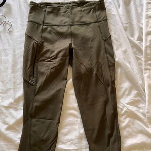 Lululemon capri leggings